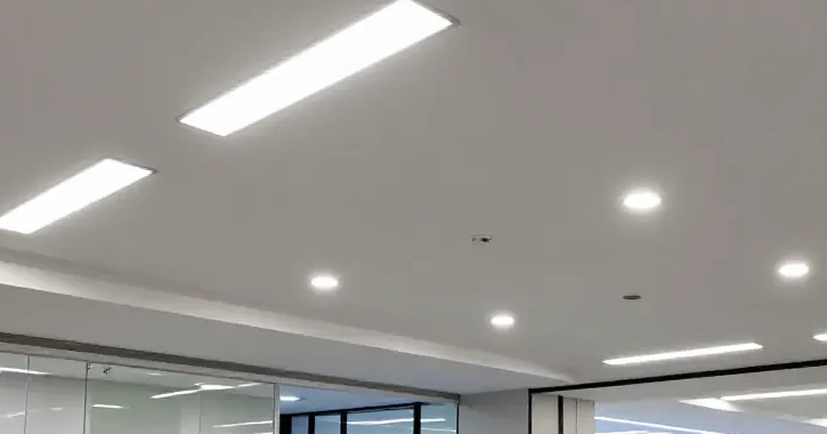 2026 Q1 Commercial Lighting Procurement Trends: Controls, Retrofit & Supply Chain