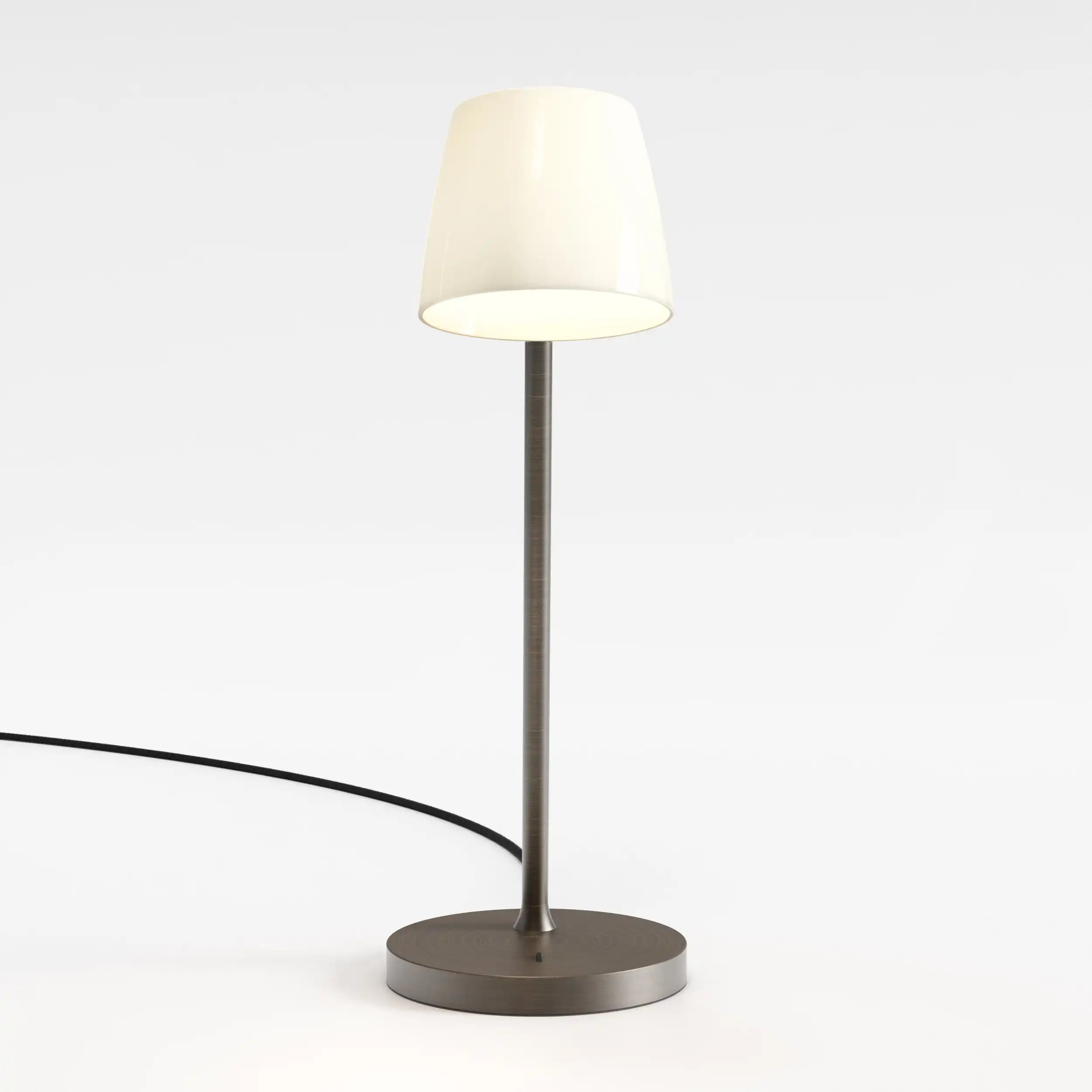 Lampe de table italienne