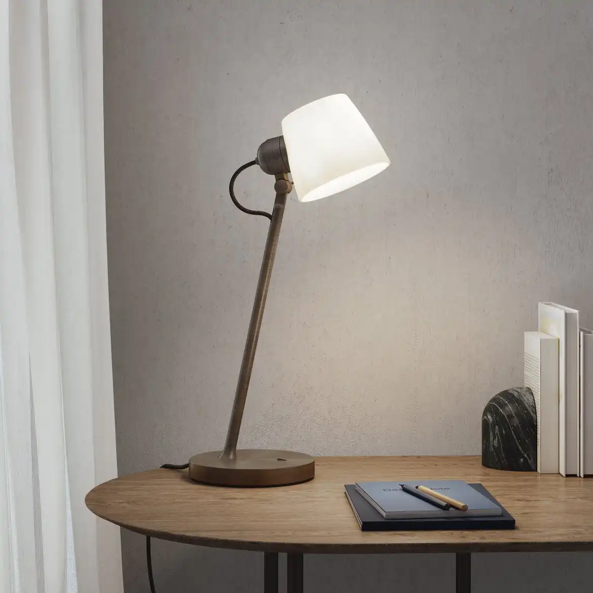 Lampe de table italienne